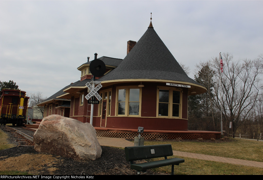 South Lyon GTW Depot